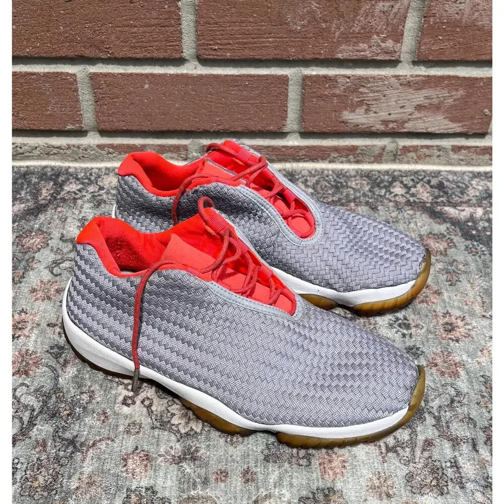 Air Jordan Future Low Wolf Grey Infrared 23 / Men's 8 / White Gum 718948-023